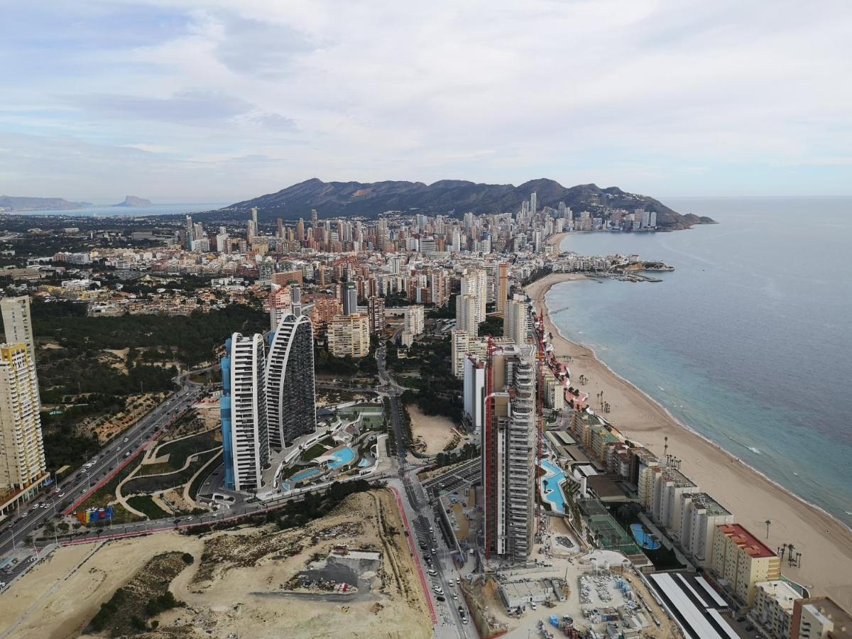 Apartment Intempo Luxury Sky View &
