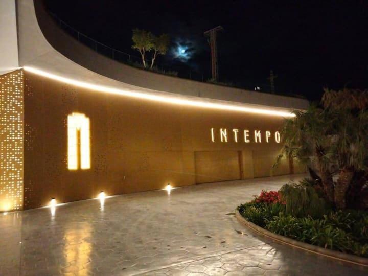 Appartement Intempo Luxury Sky View & *