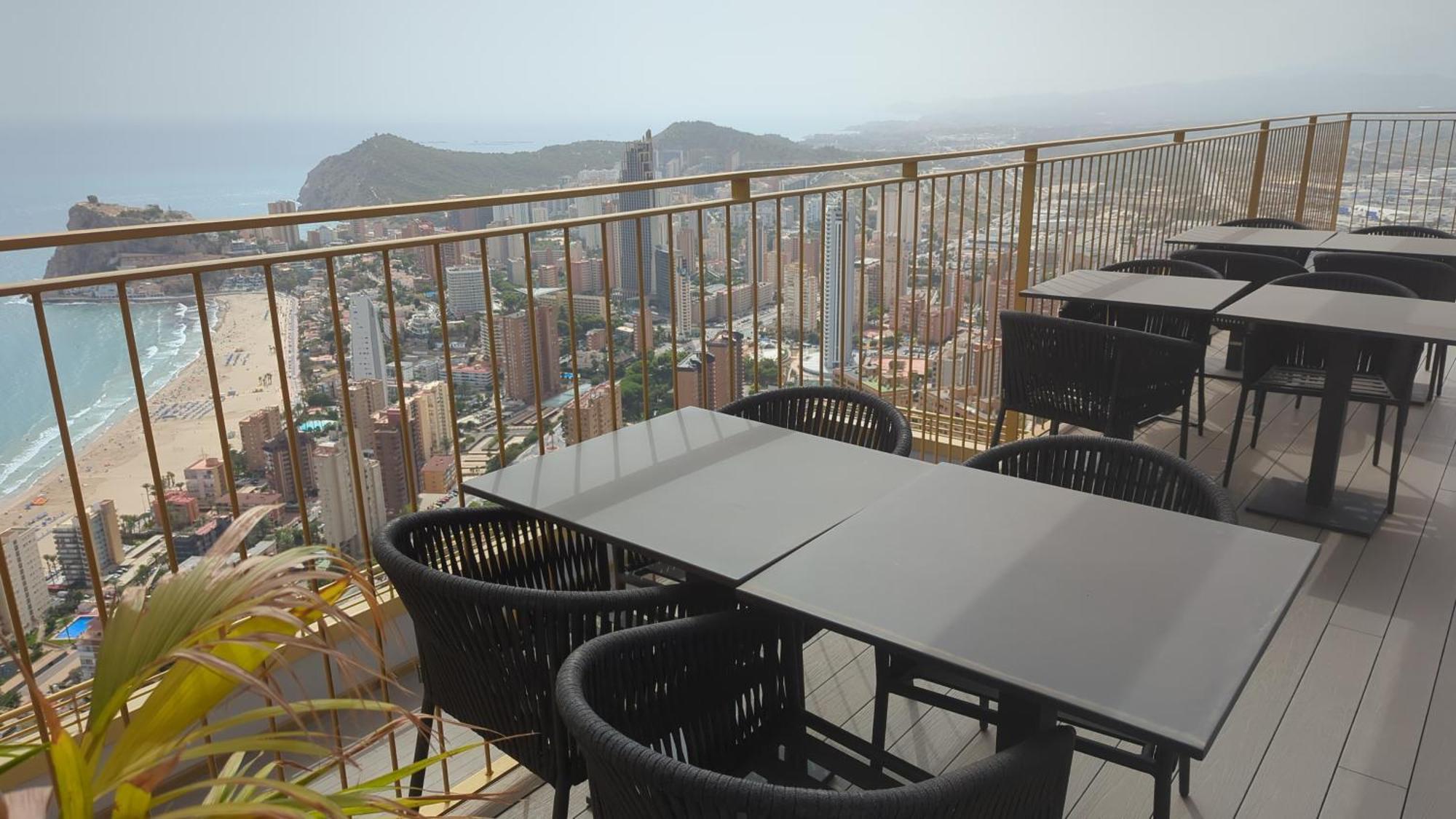 Intempo Luxury Sky View & Apartament *